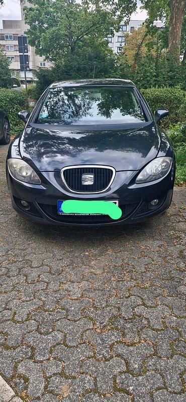 Blau Gebraucht 2008 Seat Leon Limousine | 2.190 € (Etwas zu teuer) - Bild 1/4