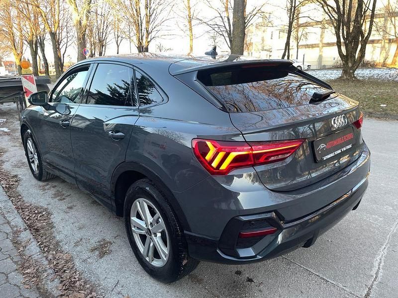 Gebraucht Audi Q3 Sportback Sport 150 PS (110 kW) 2022 Nanograu SUV