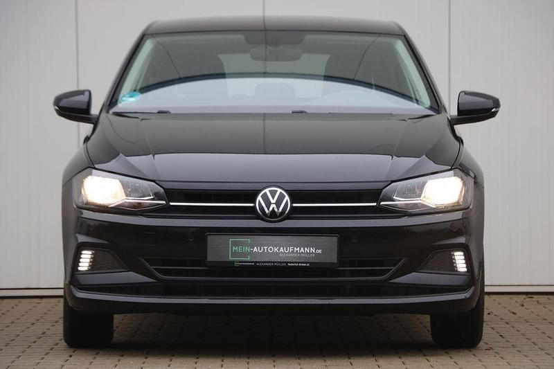 Gebraucht VW Polo United 95 PS (69 kW) 2021 Schwarz Limousine