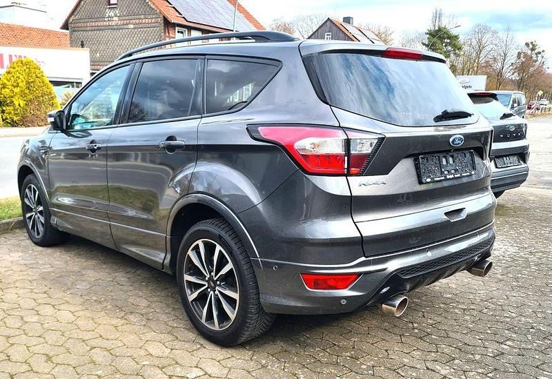 Gebraucht Ford Kuga ST-Line 150 PS (110 kW) 2019 Grau SUV