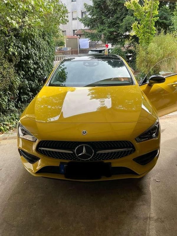 Gebraucht 2021 Mercedes CLA250e Shooting Brake AMG line Kombi | 26.500 € (Fairer Preis) - Bild 1/4