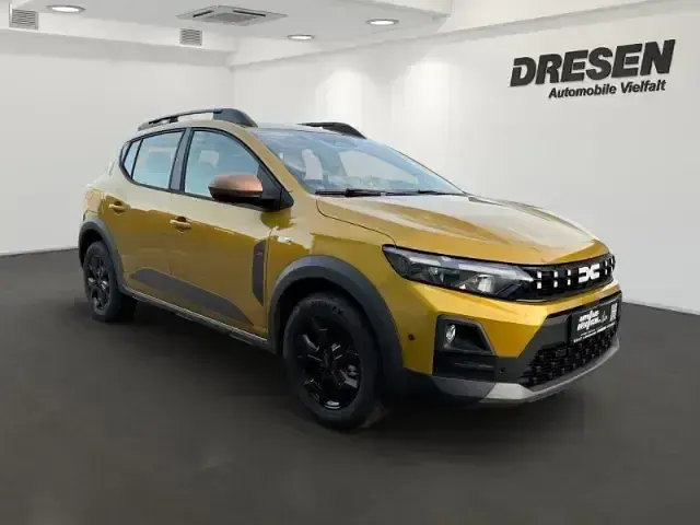 Neu Dacia Sandero Extreme 110 PS (80 kW) 2026 Schwarz Limousine