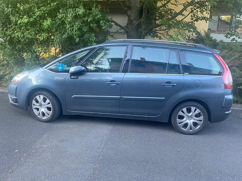 Grau Gebraucht 2009 Citroën C4 Picasso Exclusive Van / Kleinbus | 5.500 € (Teuer) - Bild 1/4