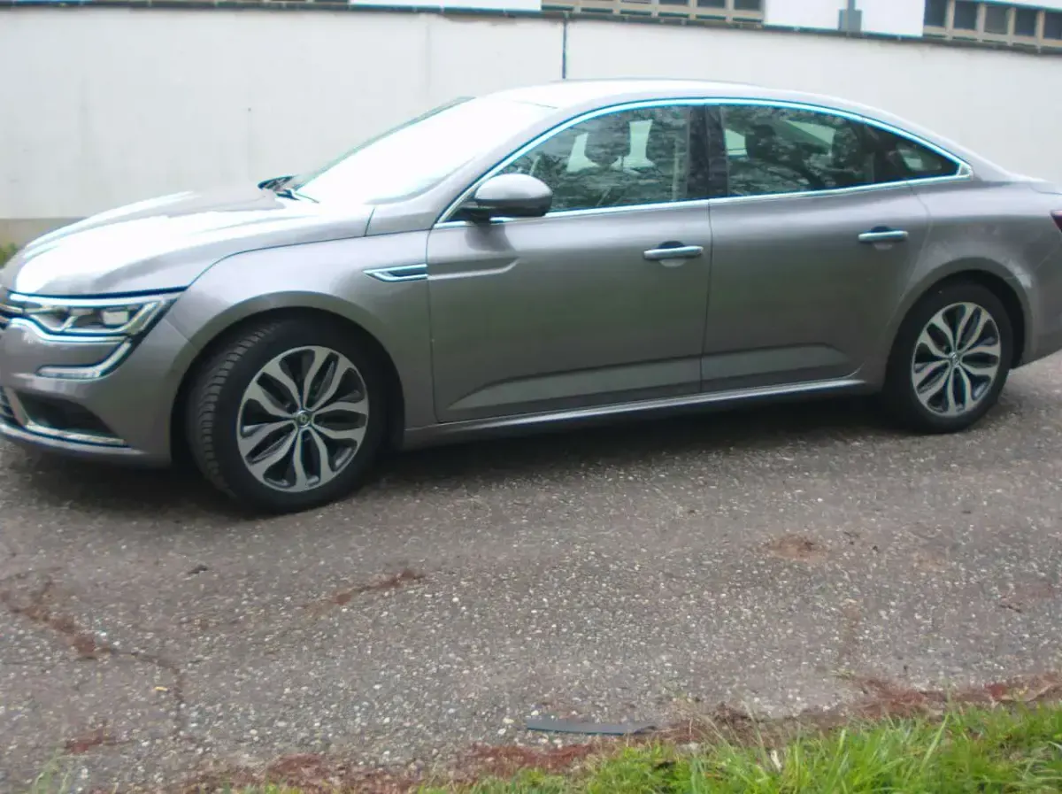 Gebraucht Renault Talisman Intens 160 PS (117 kW) 2016 Grau Limousine