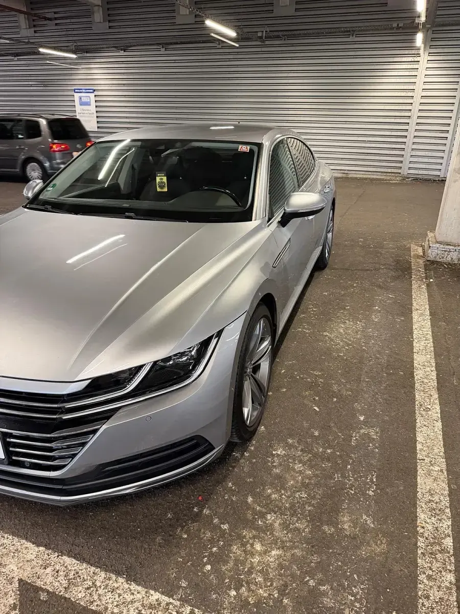 Gebraucht VW Arteon 150 PS (110 kW) 2017 Silber Kleinwagen