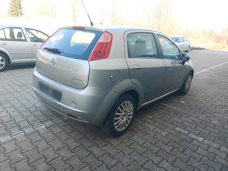 Gebraucht Fiat Punto 75 PS (55 kW) 2009 Grau Kleinwagen