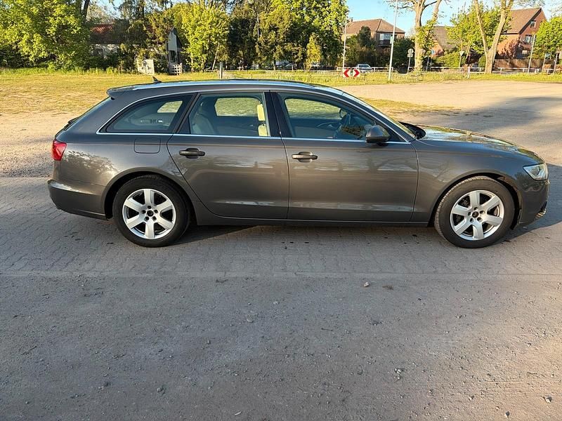 Gebraucht Audi A6 204 PS (150 kW) 2013 Grau Kombi