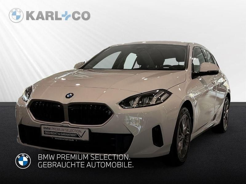 Weiss Gebraucht 2024 BMW 120 Efficient Dynamics Kleinwagen | 25.990 € (Superpreis) - Bild 1/4