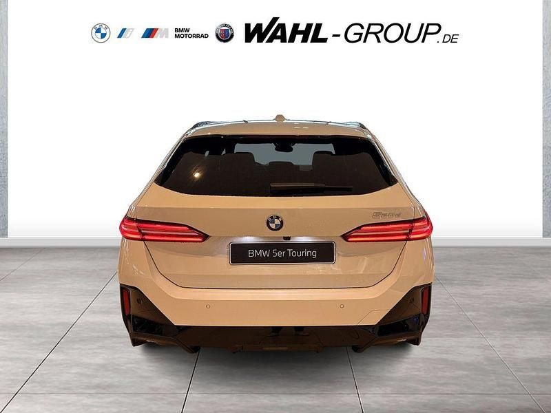 Neu BMW 520 M Sport 197 PS (144 kW) 2025 Weiß Kombi