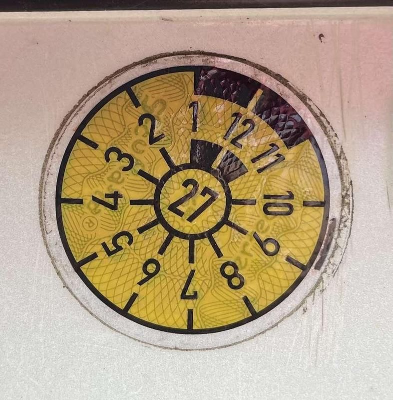 Gebraucht VW Caddy Style 102 PS (75 kW) 2009 Grau Van / Kleinbus