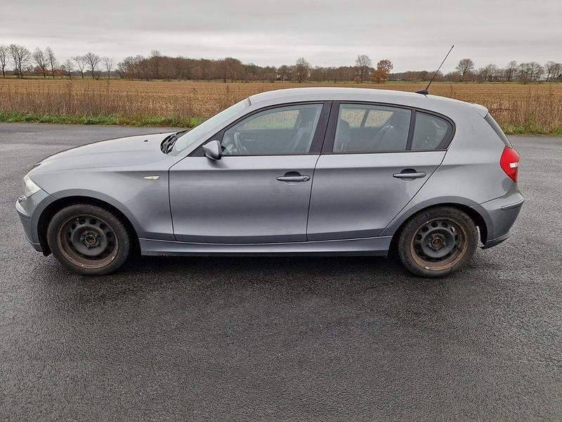 Gebraucht BMW 116 116 PS (85 kW) 2009 Grau Kleinwagen