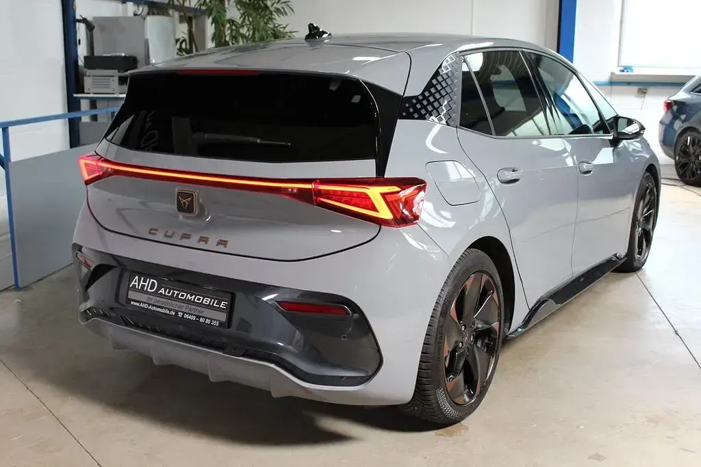 Gebraucht Cupra Born 169 kW (231 PS) 2023 Grau Kleinwagen