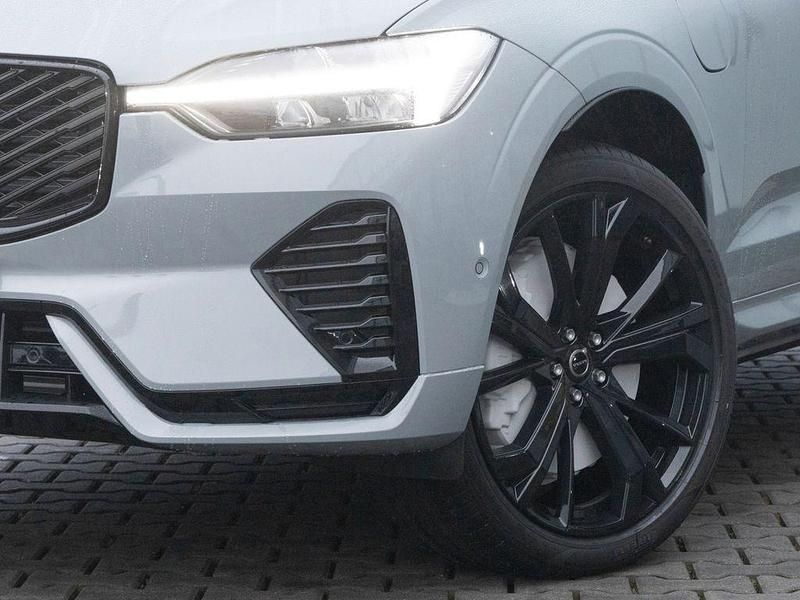 Nowe Volvo XC60 Plus 310 KM (228 kW) 2026 Szary SUV