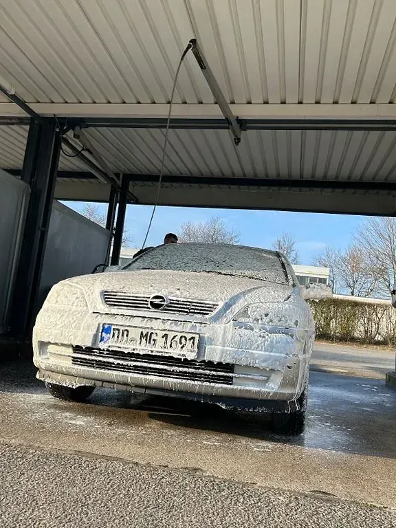 Używany Opel Astra 101 KM (74 kW) 2000 Srebrny Sedan/Limuzyna