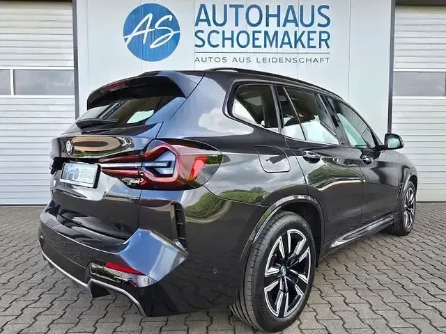 Gebraucht BMW iX3 Performance 210 kW (286 PS) 2023 Grau SUV