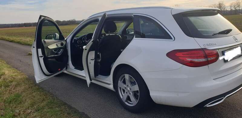 Gebraucht 2016 Mercedes C220 Avantgarde Kombi | 14.099 € (Fairer Preis) - Bild 1/4