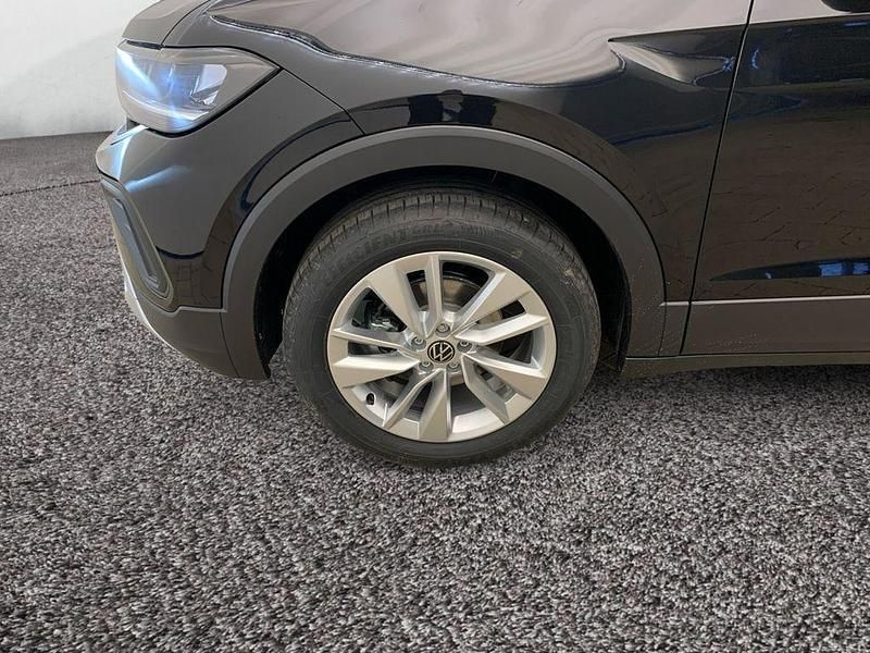 Gebraucht VW T-Cross Life 116 PS (85 kW) 2025 Schwarz SUV
