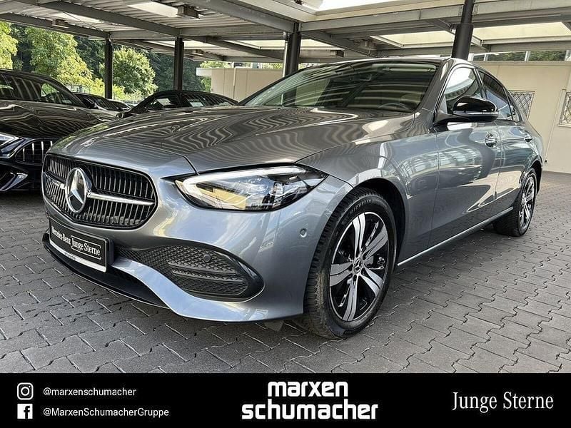 Grau Gebraucht 2022 Mercedes C300 Avantgarde Limousine | 39.840 € (Guter Preis) - Bild 1/4