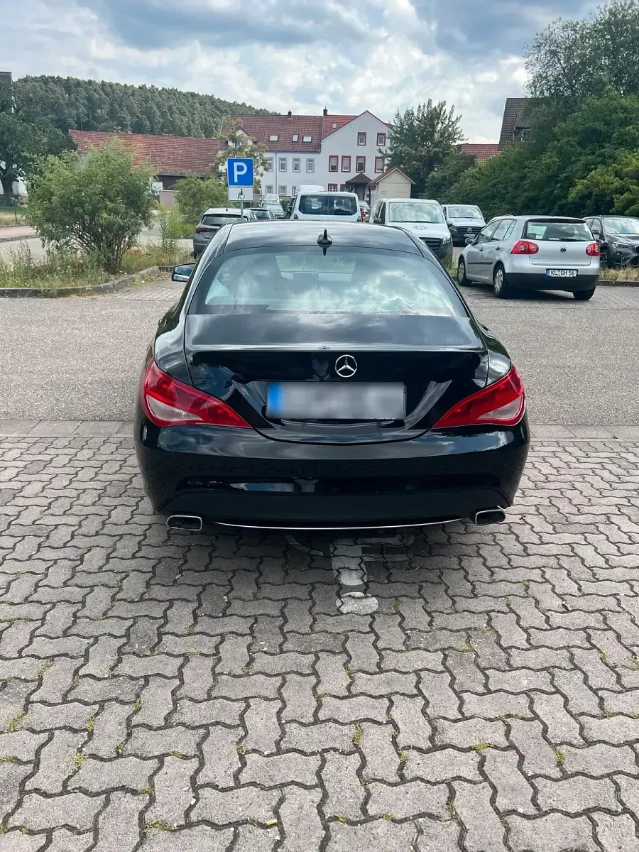 Gebraucht Mercedes CLA220 170 PS (125 kW) 2013 Schwarz Coupé