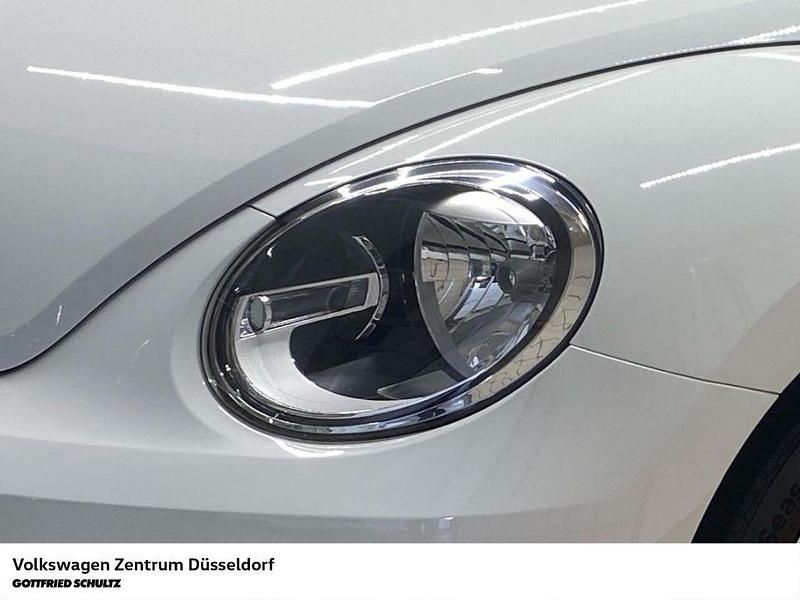 Gebraucht VW Beetle Cabriolet Design 105 PS (77 kW) 2017 Weiß Cabrio