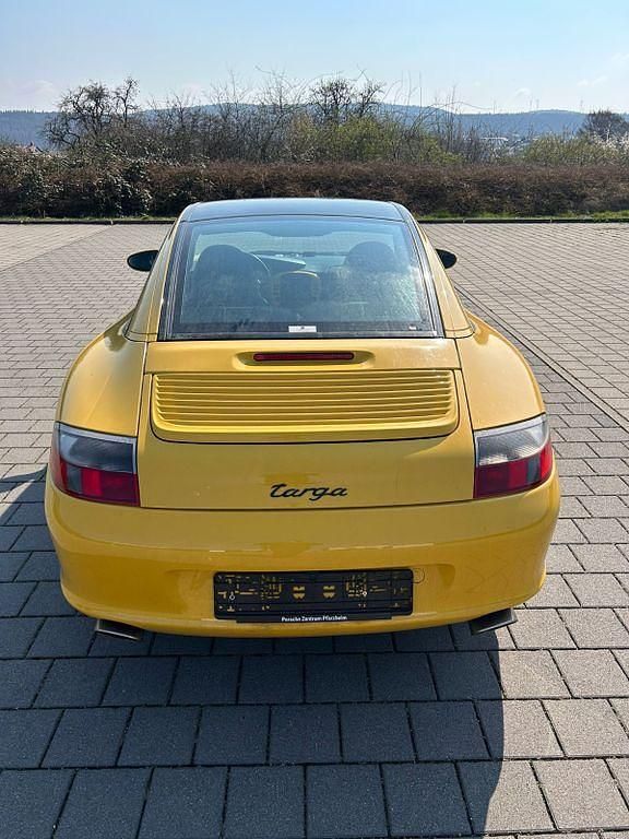 Gebraucht Porsche 996 325 PS (239 kW) 2004 Gelb