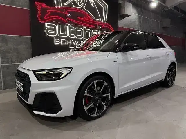 Gebraucht Audi A1 Ambiente 200 PS (147 kW) 2019 Weiß SUV