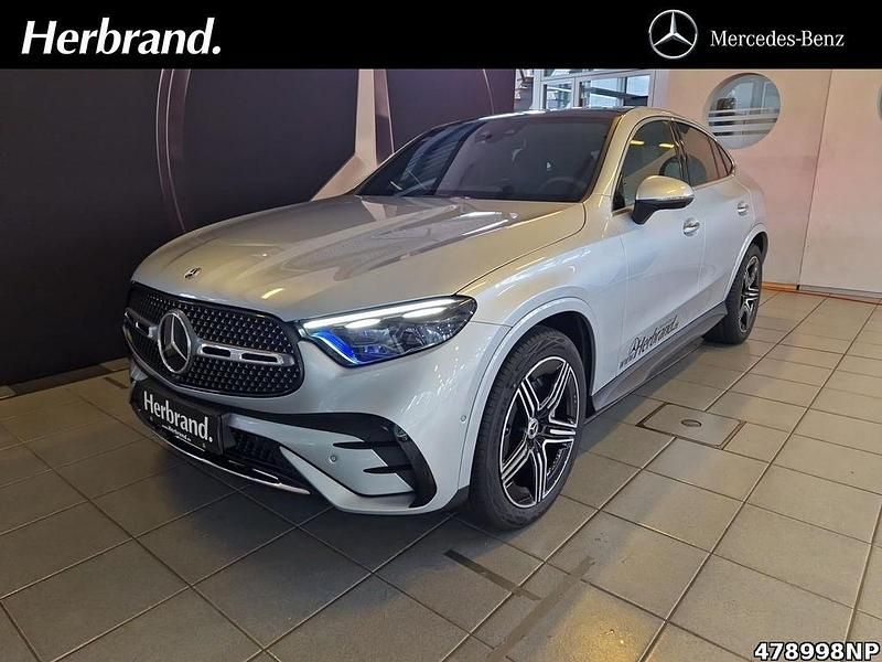 Silber Gebraucht 2024 Mercedes GLC300 AMG Coupé | 67.900 € (Etwas zu teuer) - Bild 1/4