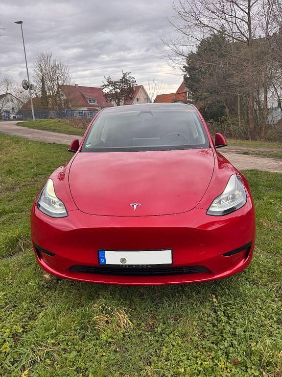 Gebraucht Tesla Model Y Standard Range 219 kW (299 PS) 2023 Rot SUV