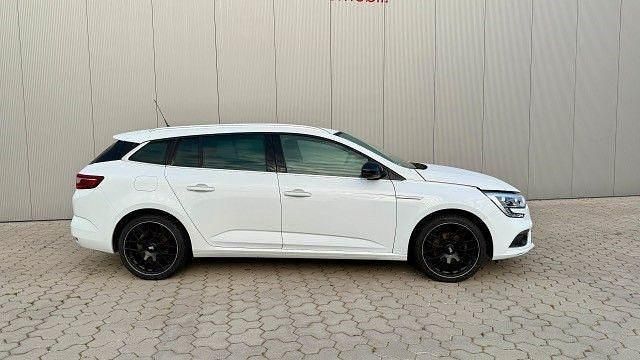Weiß Gebraucht 2022 Renault Mégane GrandTour LIMITED Kombi | 14.800 € (Guter Preis) - Bild 1/4