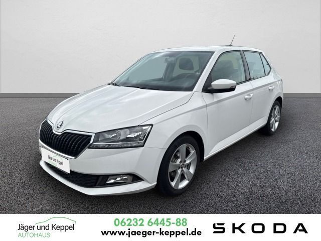 Weiß Gebraucht 2021 Skoda Fabia Cool Plus Kleinwagen | 12.900 € (Fairer Preis) - Bild 1/4