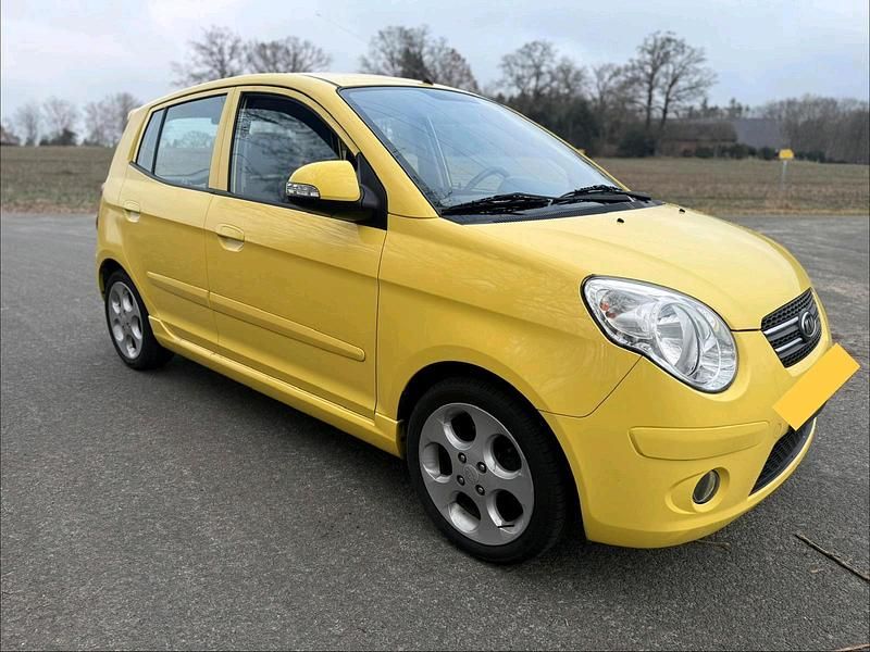 Gebraucht Kia Picanto 65 PS (47 kW) 2009 Gelb Kleinwagen