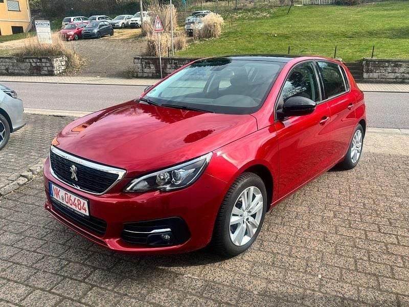 Gebraucht Peugeot 308 110 PS (80 kW) 2021 Limousine