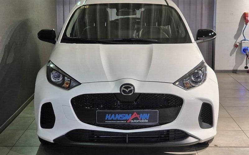 Neu Mazda 2 Center-Line 116 PS (85 kW) 2025 Lunar white Kleinwagen