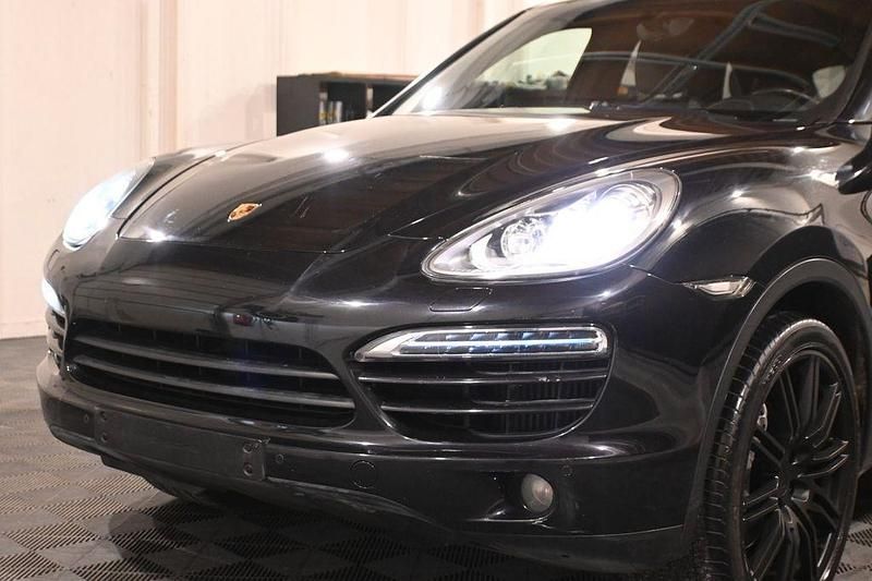 Gebraucht Porsche Cayenne Sport 245 PS (180 kW) 2011 Schwarz SUV