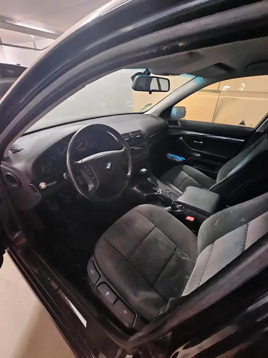 Gebraucht BMW 520 150 PS (110 kW) 1998 Blau Limousine