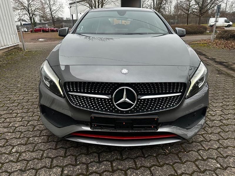 Gebraucht Mercedes A250 AMG 218 PS (160 kW) 2014 Grau Limousine