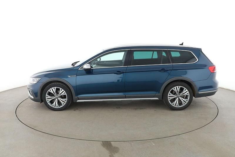 Gebraucht VW Passat Alltrack 200 PS (147 kW) 2020 Blau Kombi