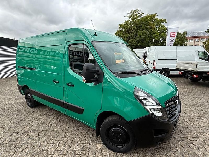 Gebraucht Opel Movano 136 PS (100 kW) 2021 Grün Van
