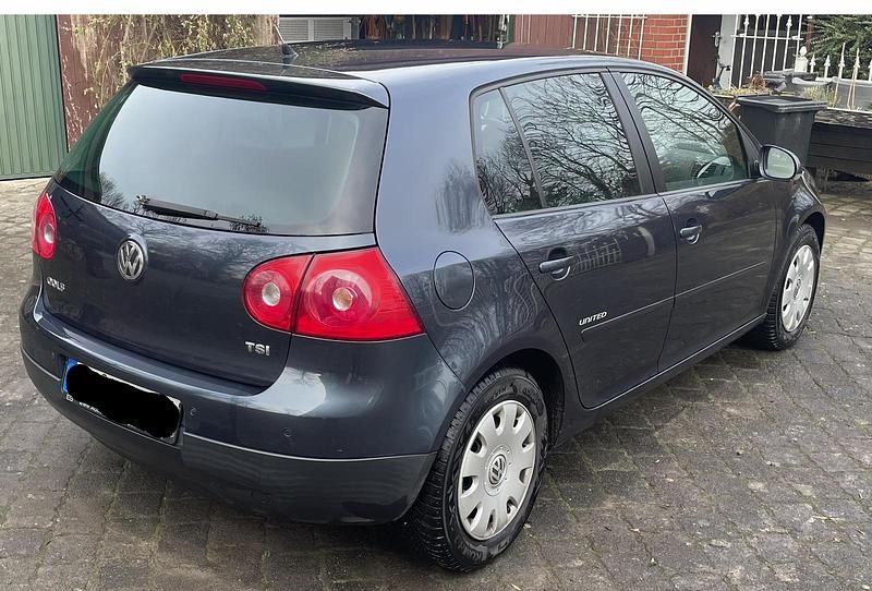 Gebraucht VW Golf VI United 140 PS (102 kW) 2008 Blau Kleinwagen