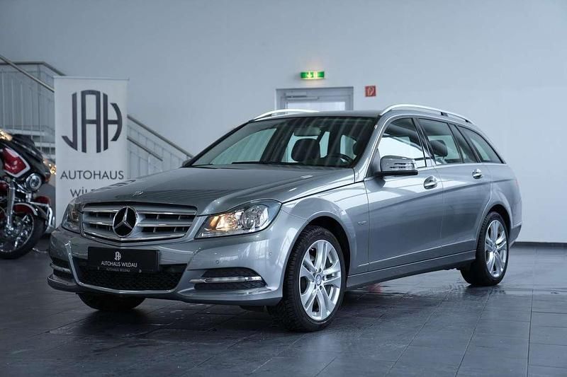 Gebraucht Mercedes C250 Avantgarde 204 PS (150 kW) 2012 Palladiumsilber  lack Kombi