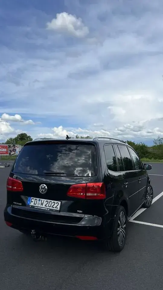 Gebraucht VW Touran 105 PS (77 kW) 2013 Van / Kleinbus