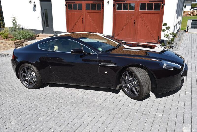 Schwarz Gebraucht 2007 Aston Martin V8 Vantage Coupé | 54.800 € (Guter Preis) - Bild 1/4