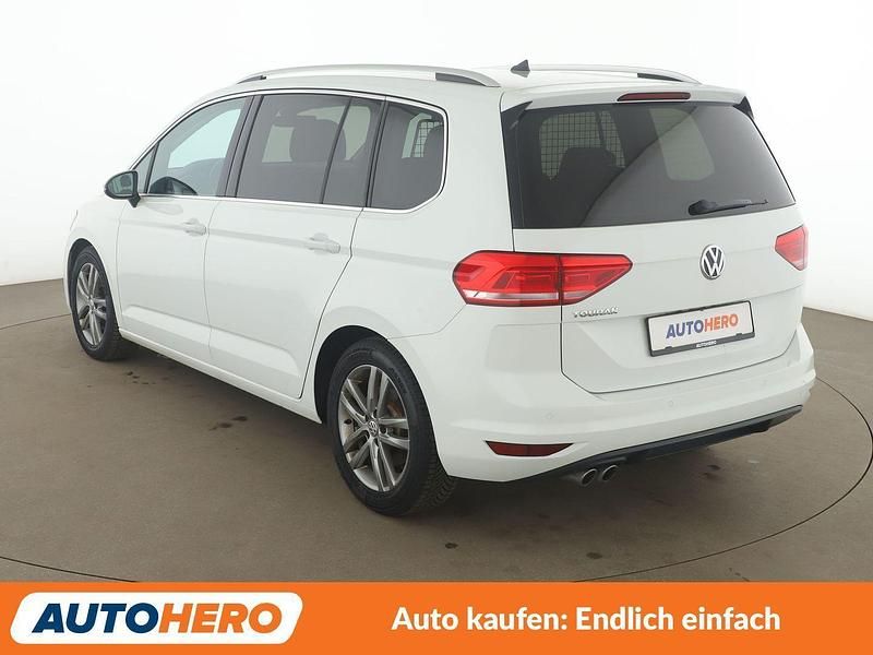 Gebraucht VW Touran Highline 190 PS (139 kW) 2018 Weiß Van / Kleinbus