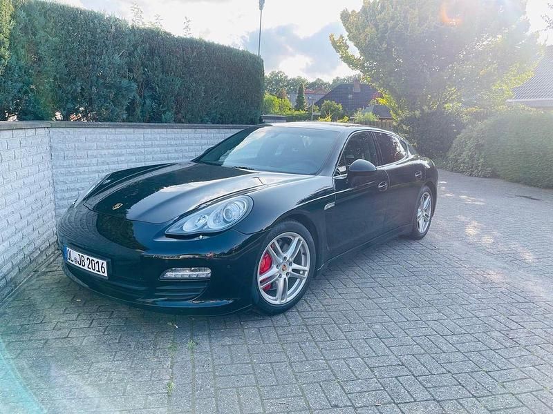 Schwarz Gebraucht 2014 Porsche Panamera Limousine | 21.500 € (Superpreis) - Bild 1/4