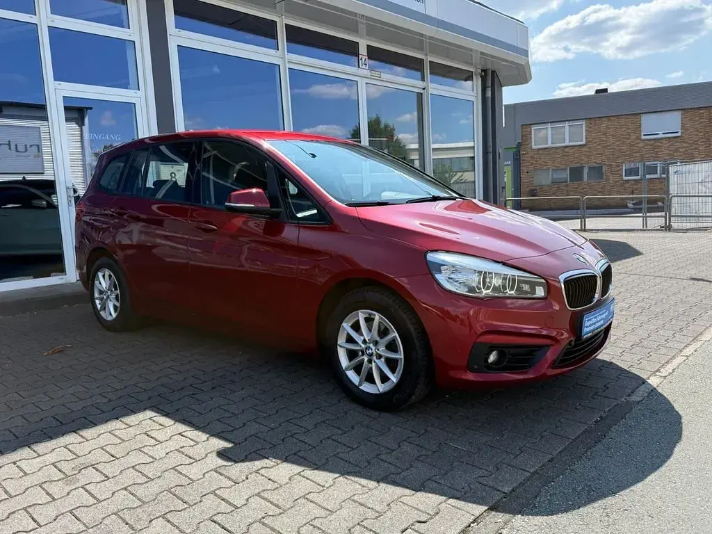 Gebraucht BMW 216 Gran Tourer Advantage 116 PS (85 kW) 2016 Rot Van / Kleinbus