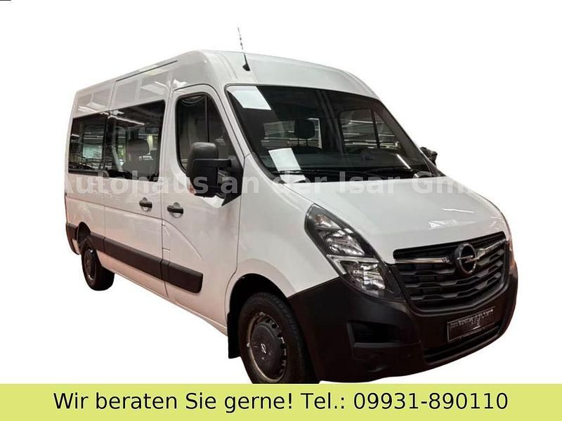 Weiß Gebraucht 2021 Opel Movano Limousine | 23.490 € (Teuer) - Bild 1/2