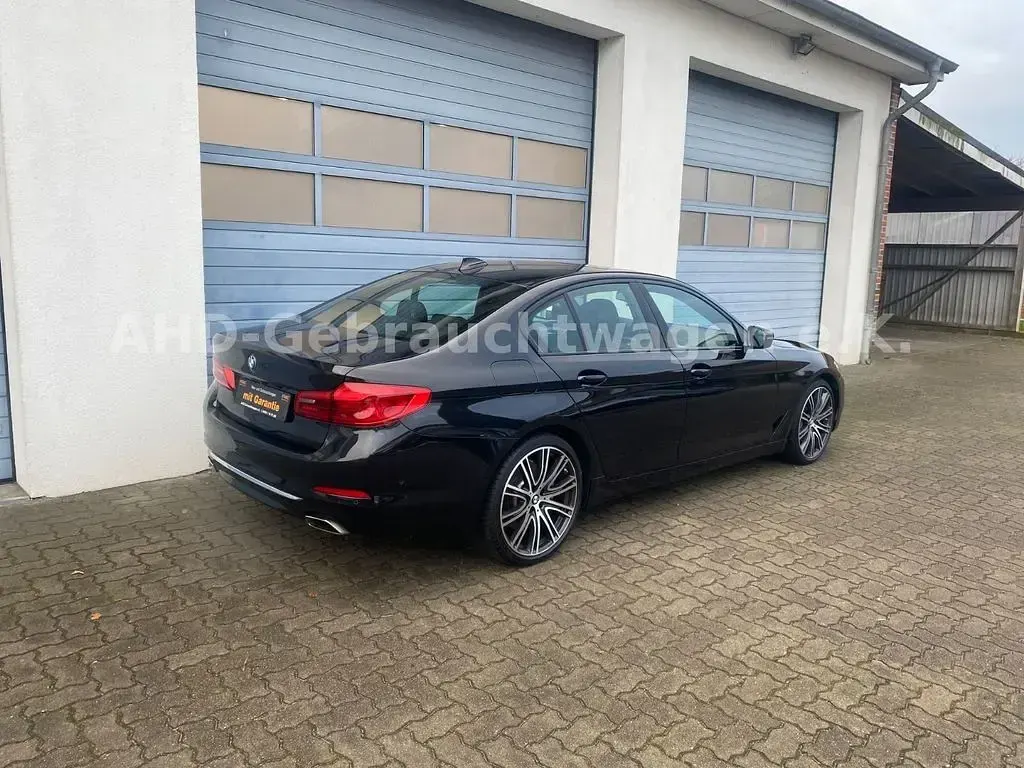 Gebraucht BMW 540 Luxury Line 320 PS (235 kW) 2020 Schwarz Limousine