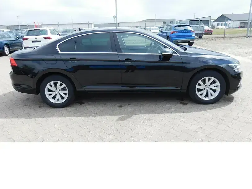Używany VW Passat 150 KM (110 kW) 2020 Czarny Sedan/Limuzyna