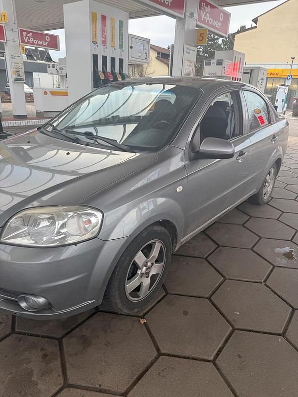 Gebraucht Chevrolet Aveo 84 PS (61 kW) 2009 Grau Limousine