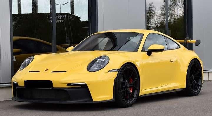 Gelb Gebraucht 2024 Porsche 992 Chrono Coupé | 216.950 € (Etwas zu teuer) - Bild 1/4